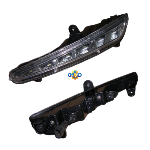 چراغ رانندگی در روز راست ام وی ام ایکس 33