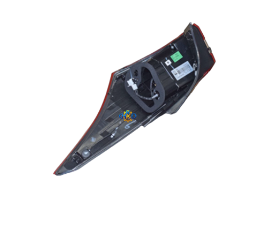 چراغ عقب چپ (روی گلگیر)  ام وی ام آریزو 5